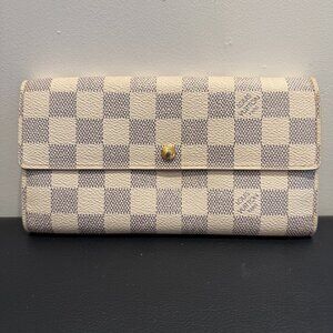 Louis Vuitton Damier Azur Portefeuille Sarah Long Bifold Wallet White & Grey